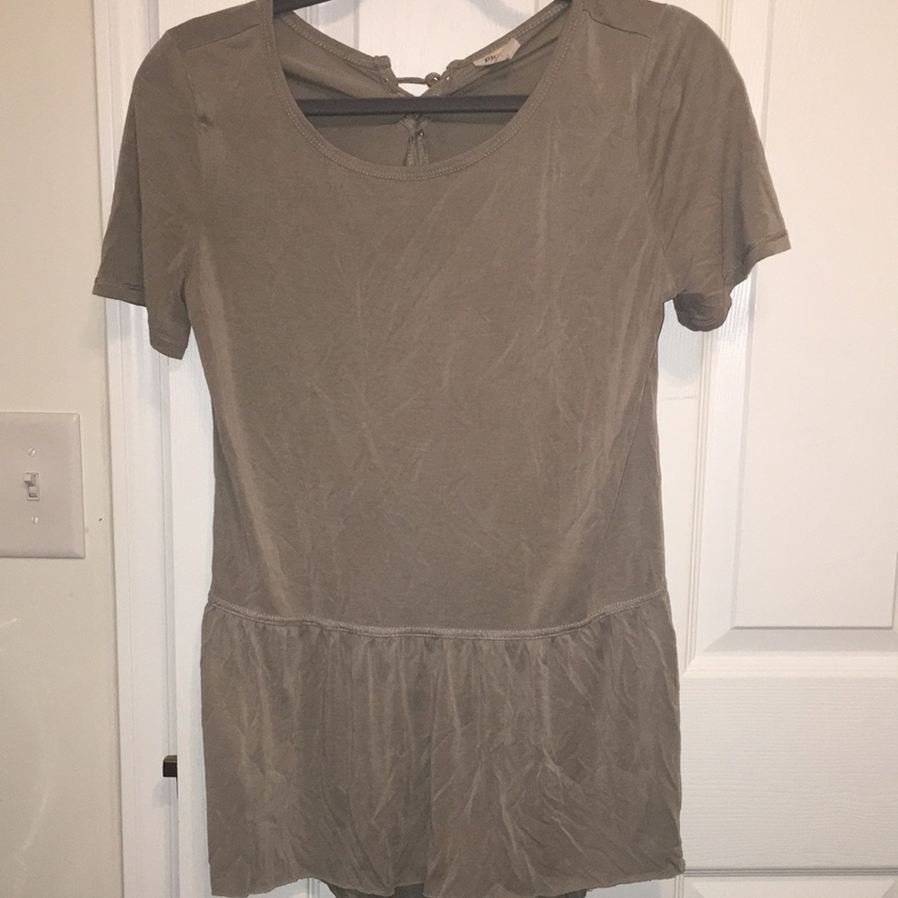 Gray tunic top with tie back